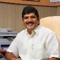 Dhulipalla fires on Alla Ramakrishna Reddy