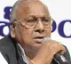 VH warns JC Diwakar Reddy do politics in Andhra instead of Telangana