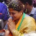 Khushbu Sundar fire on own party leader in election campaign