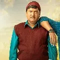 Actor Rajendra Prasad Gets Best Actor Award for Gali Sampath