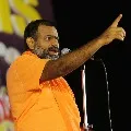 Swami Paripoornananda questions Ramana Deekshitulu comments