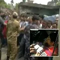 BJP MP Locket Chatterjees Car Attacked In Hooghly Amid Polling
