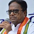 ponnala slams kcr