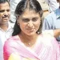 YS Vijayamma Fires on Telangana Police