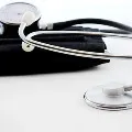 Two doctors in Gujarat attends duty immediately after their mothers last rites