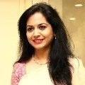 Staying at home due to corona situation says Singer Sunitha