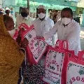 Minister Vellampalli distributes Ramadan Tohfa
