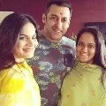 Salman Khan said his sisters Alvira and Arpitha tested corona positive