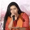 Renu Desai fires in netizens