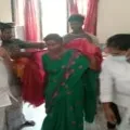 TDP leaders felicitates Ananadaiah wife