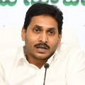 Jagan announces free bores for farmers