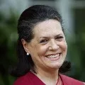 Sonia Gandhi will continue as Congress party chief amidst huge crisis