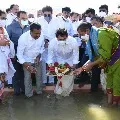 CM Jagan inaugurates Thungabhadra Pushkaralu