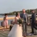 marrage on bridge