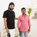 Stylish star alluarjun met his fan