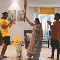 Hero Vijay Devarakonda wishes his mother on her Birthday