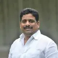 Budda Venkanna makes satirical comments on YCP top brass