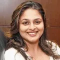 Actress Shilpa Shirodkar takes Corona vaccine