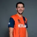 Nederlands cricketer Paul Van Meekeren turns into Uber Eats delivery boy