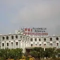 Corona patient Suicide attempt at Mangalagiri NRI Hospital