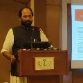 Uttam Kumar Reddy take a dig at centre and Telangana government over Fasal Beema