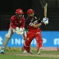Virat Kohli and Chris Morris makes valuable runs as RCB posted respectable score