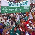 Punjab Farmers Vandalize Reliance towers