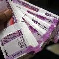 2000 Notes Slowly Disappear form Circulation