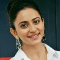 Rakul Preeth Sing eyes on Bollywood