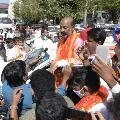 BJP cadre shouts Baharat Mata ki Jai slogans at Charminar