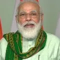 modi speaks with new ips officers