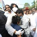 4 injured in pawan kalyan bike rally