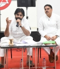 మా పోరాటం రాజకీయ లబ్ది కోసం కాదు.. ప్రజా వ్యతిరేక విధానాలపై: పవన్ కల్యాణ్ 