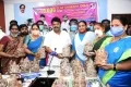  మట్టి విగ్రహాలను ప్రతిష్టించి పర్యావరణాన్ని పరిరక్షించండి: మంత్రి తలసాని