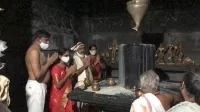 వేయిస్తంభాల గుడిలో రుద్రేశ్వర స్వామివారిని దర్శించుకున్న మంత్రి ఎర్రబెల్లి దంపతులు
