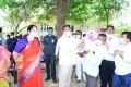 విలేక‌రుల‌ సేవ‌లు ఎన‌లేనివి: తెలంగాణ మంత్రులు 