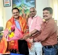 బీసీ వెల్ఫేర్ ప్రిన్సిపల్ సెక్రటరీను సత్కరించిన ఎంబీసీ కార్పొరేషన్ చైర్మన్ తాడూరి శ్రీనివాస్