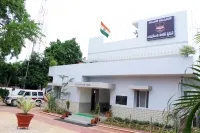 Telangana Home Minister appreciates police officers