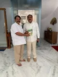 వ్యవసాయ యంత్రాలు, పనిముట్ల వాడకంను తెలియజేసే 'రైతు మార్గదర్శి పుస్తకం'