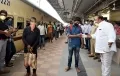 తెలంగాణ రైస్ మిల్లుల్లో పని చేసేందుకు బీహార్ నుంచి 300 మంది హమాలీల రాక.. స్వాగతం పలికిన తెలంగాణ మంత్రి 