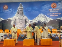 Mohan Bhagwat receives the first copy of the Haridwar Draft Declaration