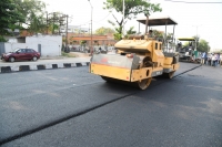 గ్రేటర్ లో ముమ్మరంగా సాగుతున్న రోడ్ల పునర్నిర్మాణ పనులు