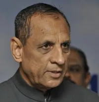 హైదరాబాద్ లో నెలకొన్న పరిస్థితి పట్ల ఆందోళన వ్యక్తం చేసిన మాజీ గవర్నర్ ఈఎస్ఎల్ నరసింహన్