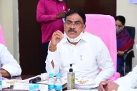మంత్రి ఎర్రబెల్లిని అభినందించిన సీఎం కేసీఆర్
