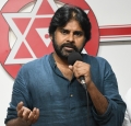 భావితరాలకు కాలుష్యకారక తెలంగాణ ఇద్దామా?..పవన్ కల్యాణ్ ప్రశ్న 