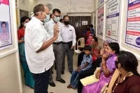బస్తీ దవాఖానాను ఆకస్మికంగా తనిఖీ చేసిన తెలంగాణ సీఎస్ 