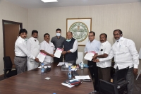 Three member committee headed by CS meeting with various Teachers Associations on PRC