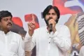 జూనియర్ డాక్టర్ల పై ప్రభుత్వ యంత్రాంగం తీరు బాధాకరం: పవన్ కల్యాణ్