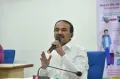 ప్రతి ఇంట్లో జ్వర పరీక్షలు నిర్వహించాలి: మంత్రి ఈటల ఆదేశం 