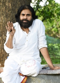 గురుదేవుళ్లందరికీ నమస్సుమాంజలి: పవన్ కల్యాణ్ 